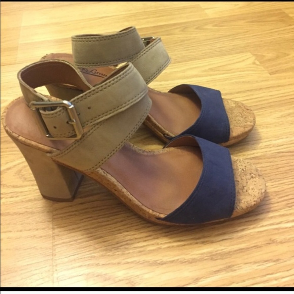 COPY - NWB Lucky brand Brand new shoes 8 - Picture 2 of 6